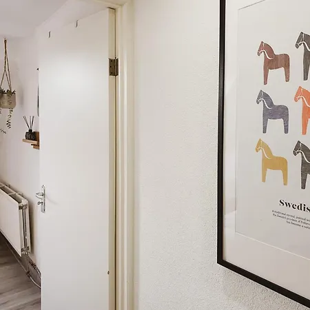 8p 4b Charming Retreat In Center Nyaraló Dordrecht