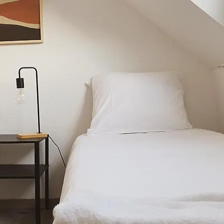 8p 4b Charming Retreat In Center * Dordrecht