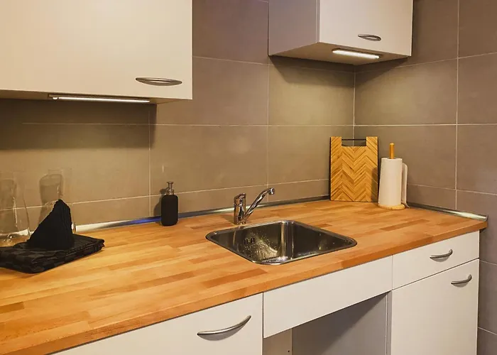 Дом отдыха 8p 4b Charming Retreat In Center Дордрехт