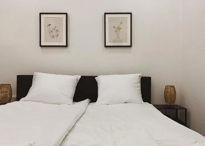 8p 4b Charming Retreat In Center Дом отдыха *