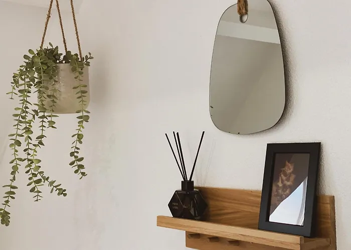 Ferienhaus 8p 4b Charming Retreat In Center