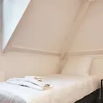 8P 4B Business Retreat In City Center Dordrecht 別荘 *